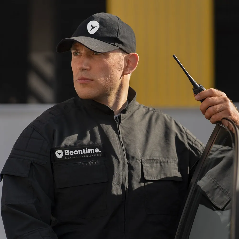 BEONTIME agent de sécurité sur Paris et en France protection rapprochée gardiennage surveillance maitre chien garde du corps hotesse